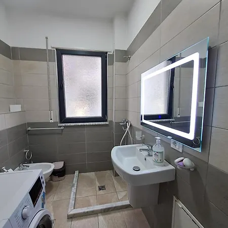 アパート Lux, Don Bosko