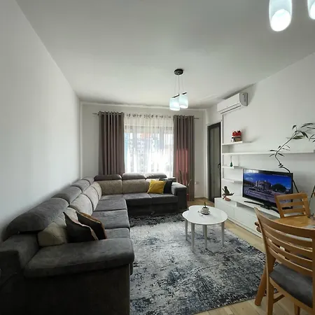 Lux, Don Bosko Appartamento Tirana
