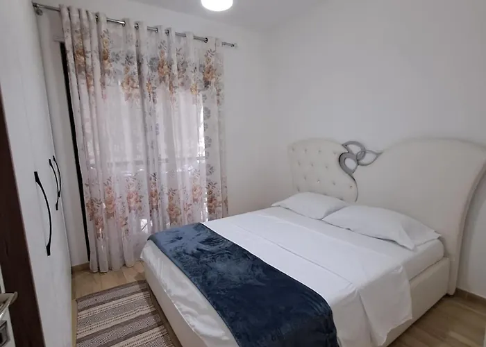Lux, Don Bosko * Tirana